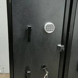 Вскрытие сейфа Рипост ВМ-6001 IV класса